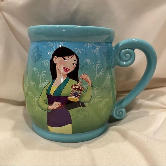 Disney Princess Mulan Ceramic Mug NEW in box. 👑 Mushu Dragon - Picture 1 of 8